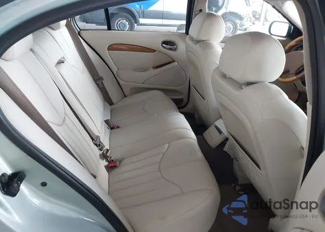 2002 Jaguar S-Type from USA, damaged, VIN SAJDA01N92FM28319